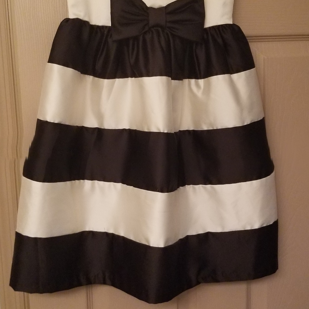Kids dress - Picture 2 of 4